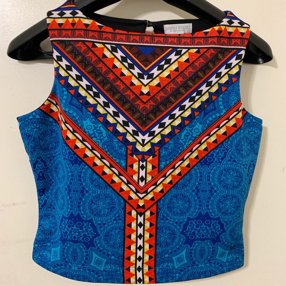 Bisou Bisou crop top